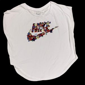 NIKE Tshirt - Floral